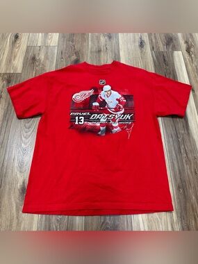 Detroit Red Wings Pavel Datsyuk Magic Man Player Graphic Shirt, XL